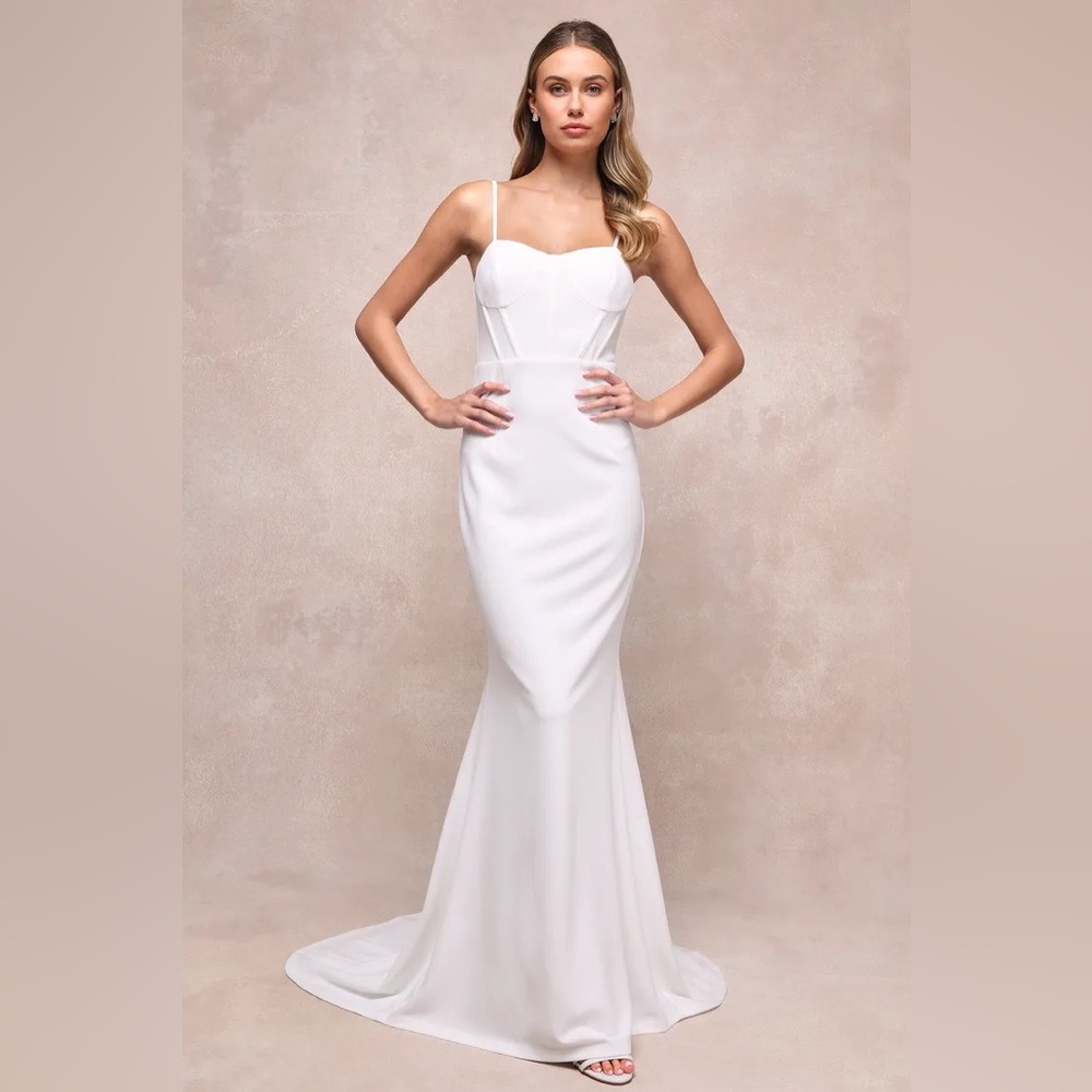 NWT White Bustier Sleeveless Mermaid Bridal Dress
